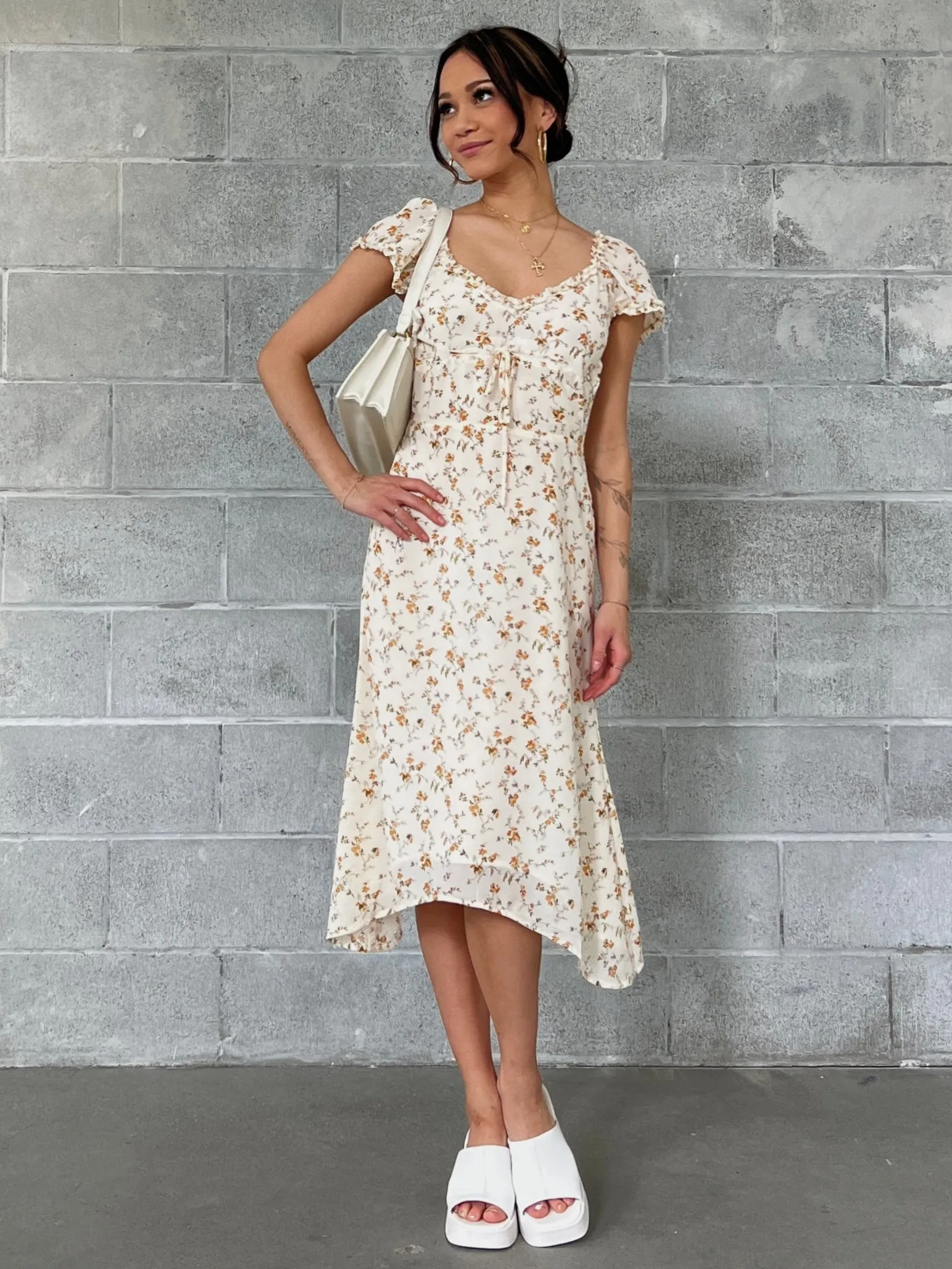 DEX Sweetheart Floral Midi Dress