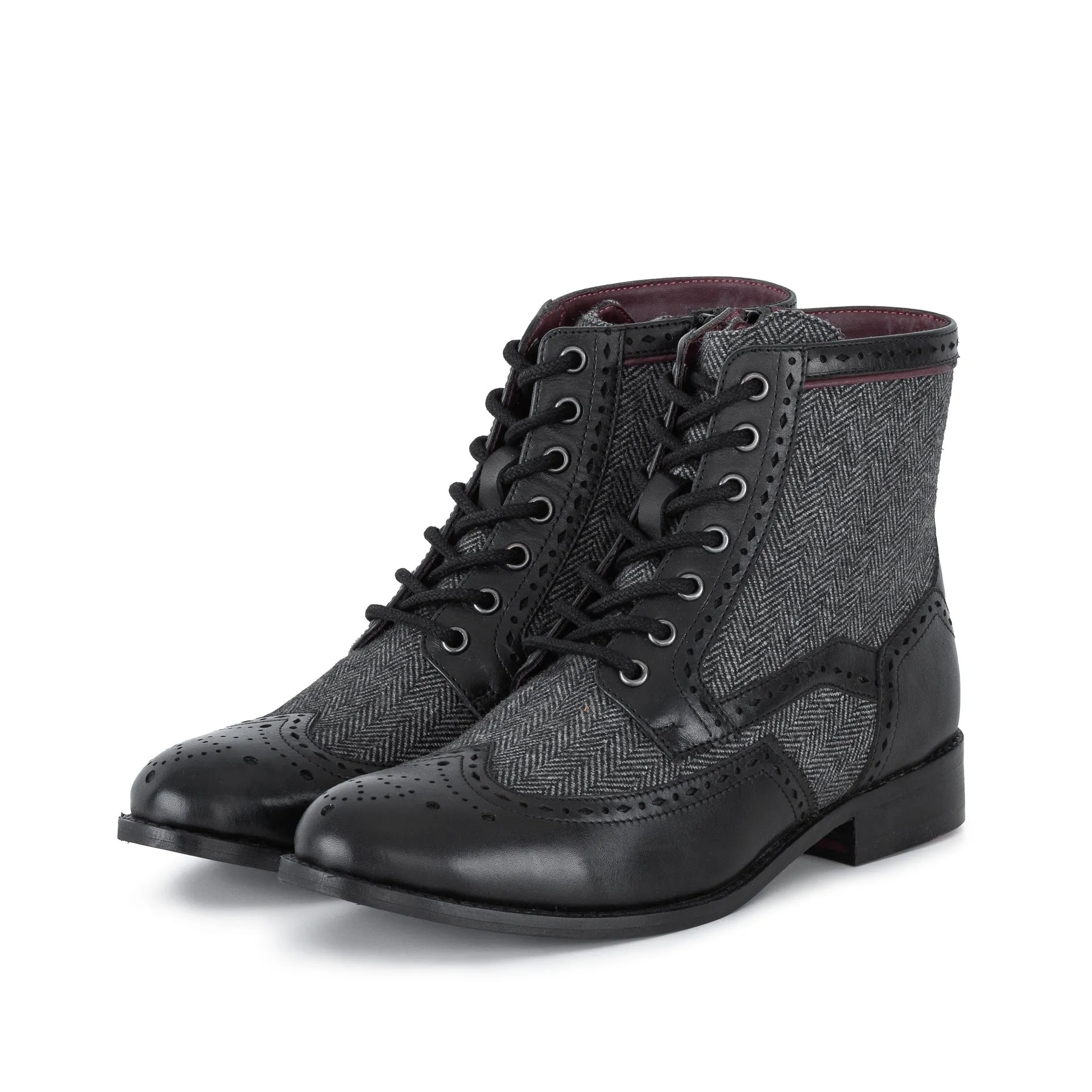 ERICA 2.0 BLACK TWILL BROGUE BOOT