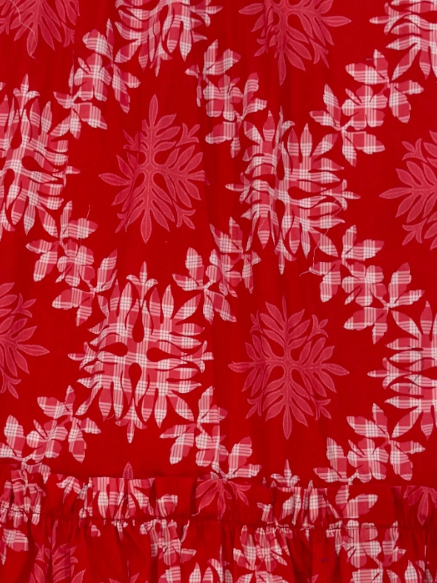 Hawaiian Quilting Motif with Palaka Muumuu - Red / 8891