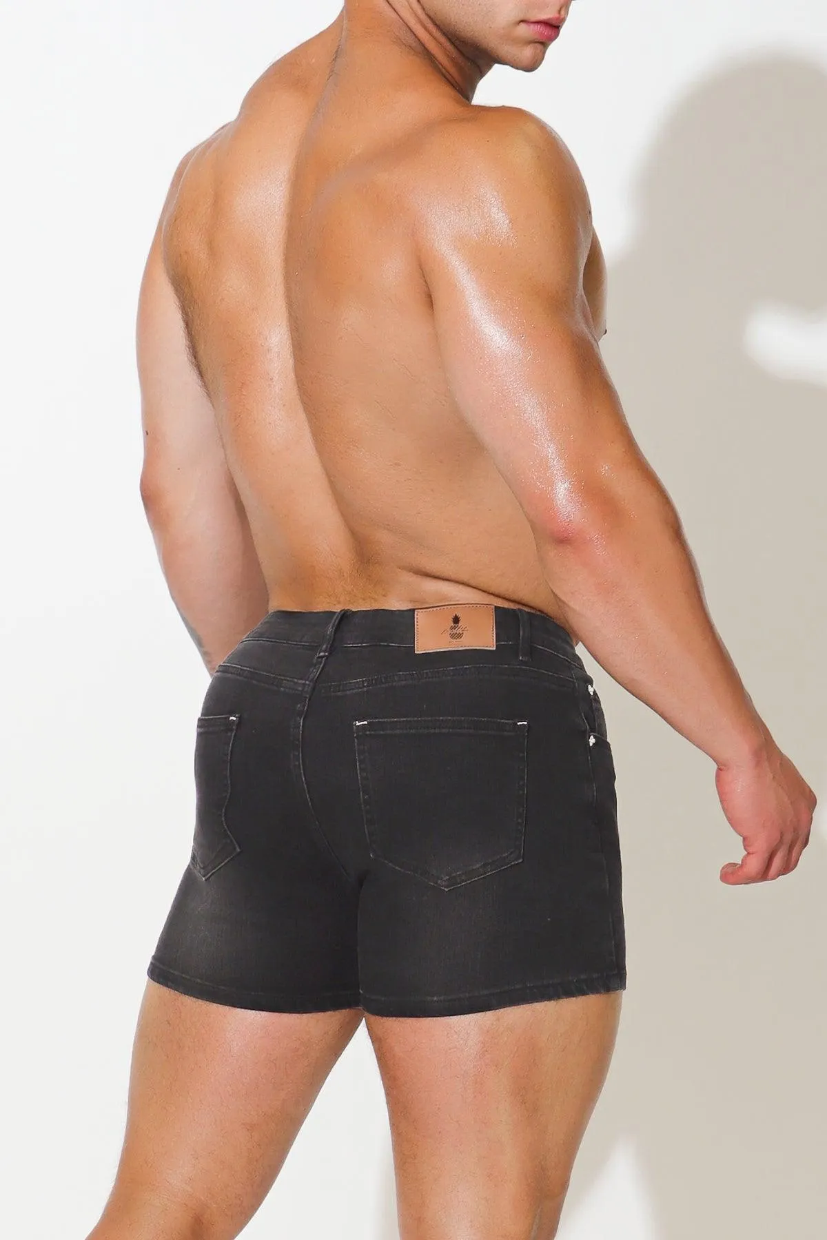 In-Your-Dreams 3.5" Denim Short Shorts - Black